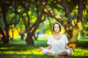 开云体育入口-英超争冠焦点战，拉齐奥巅峰对决胜出莱比锡红牛